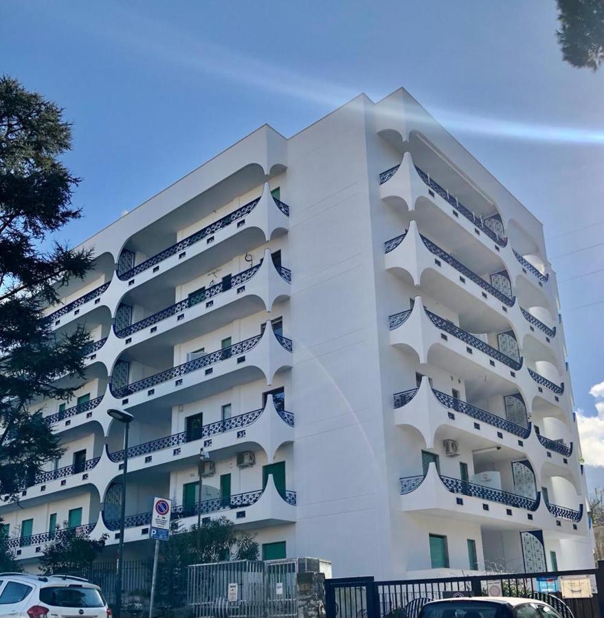 سورينتو Lume Art Apartment B&B المظهر الخارجي الصورة